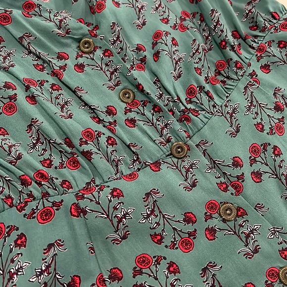 NEW urban outfitters floral romper - Picture 4 of 7